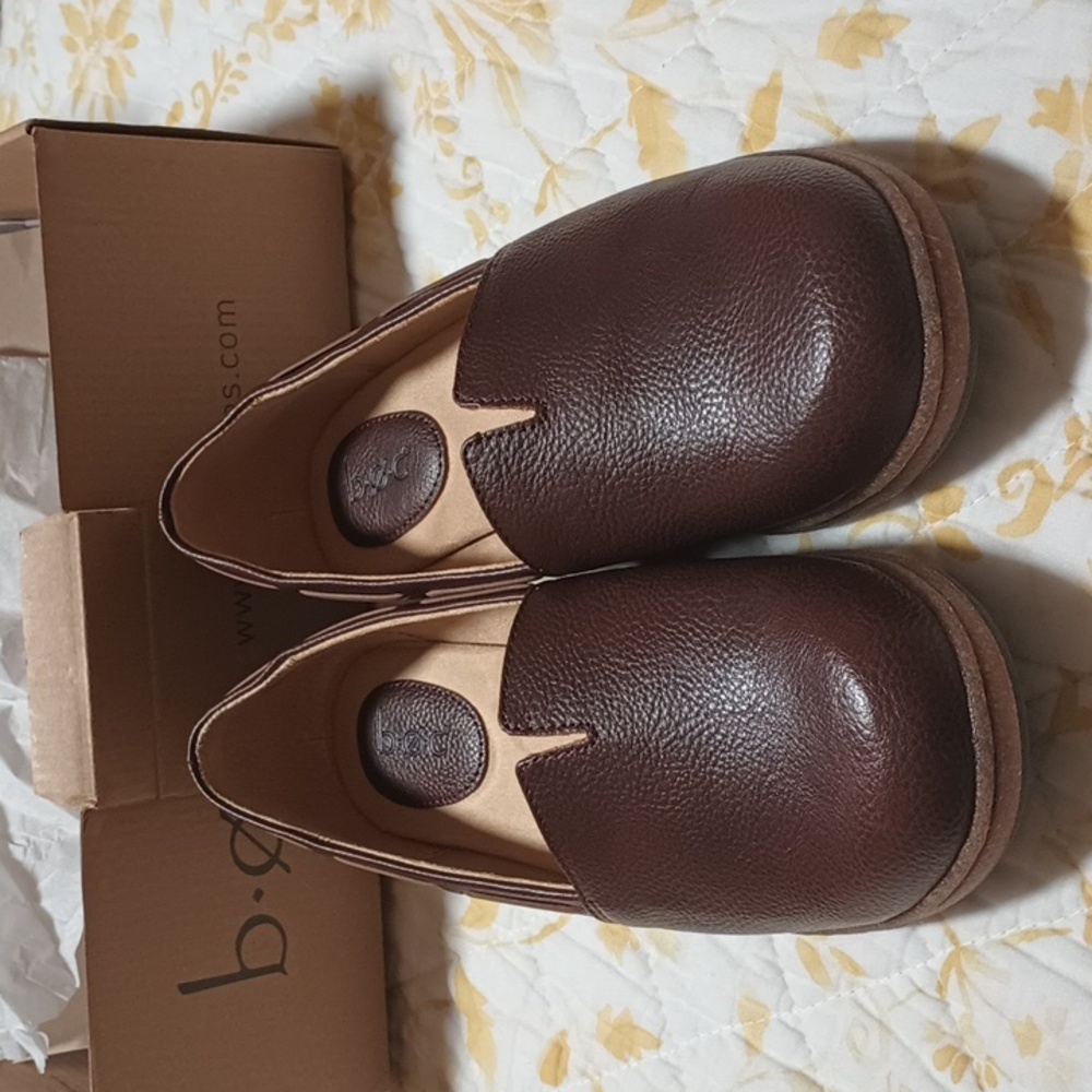 Boc 9M new in box brown